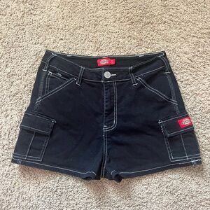 Women’s black Dickies cargo shorts